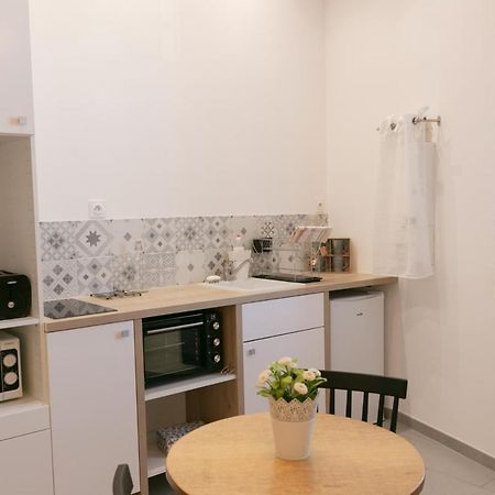 Studio Vaucluse Clovis LʼIsle-sur-la-Sorgue Екстериор снимка