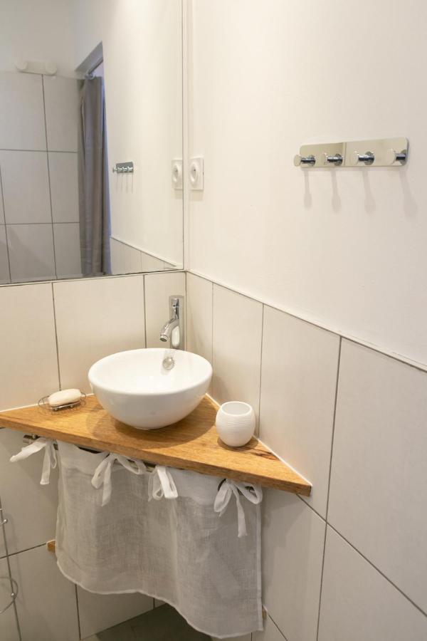Studio Vaucluse Clovis LʼIsle-sur-la-Sorgue Екстериор снимка