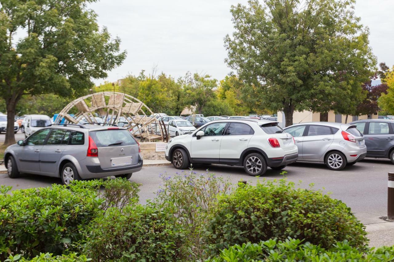 Studio Vaucluse Clovis LʼIsle-sur-la-Sorgue Екстериор снимка